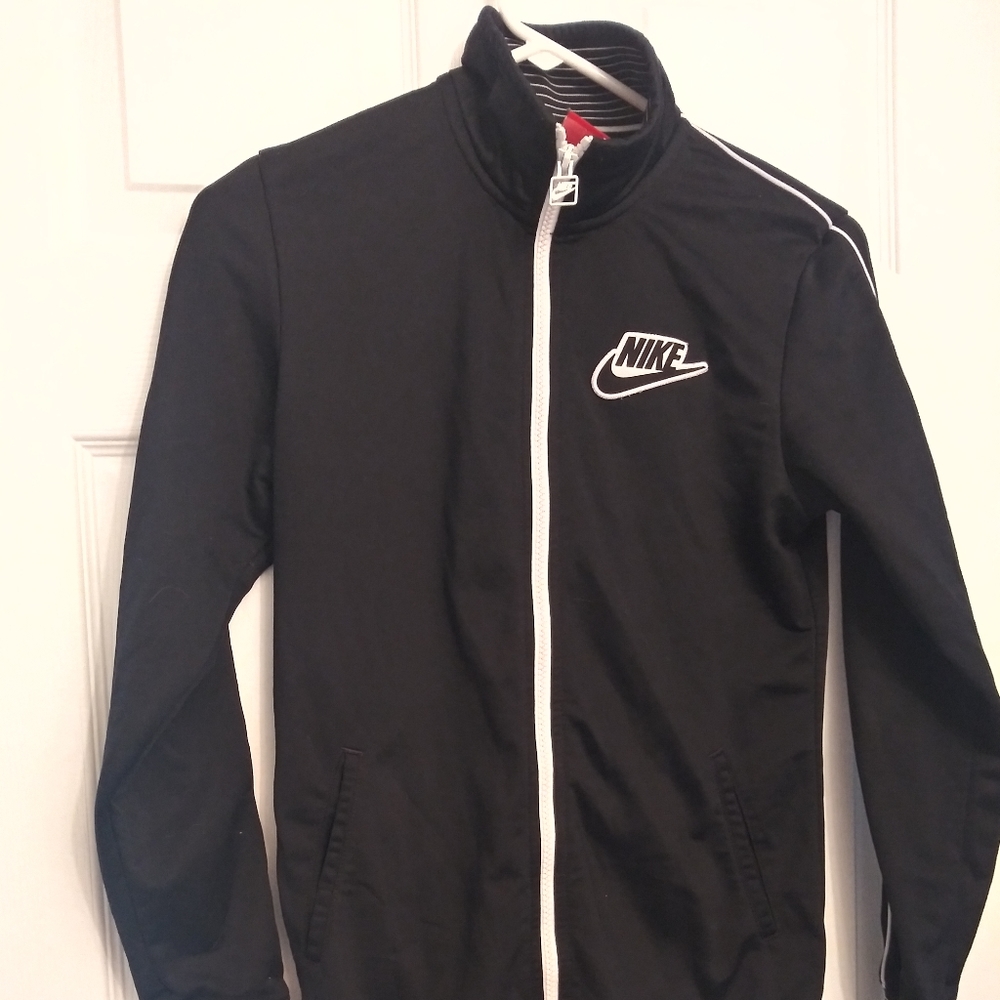 Black & white Nike  jacket